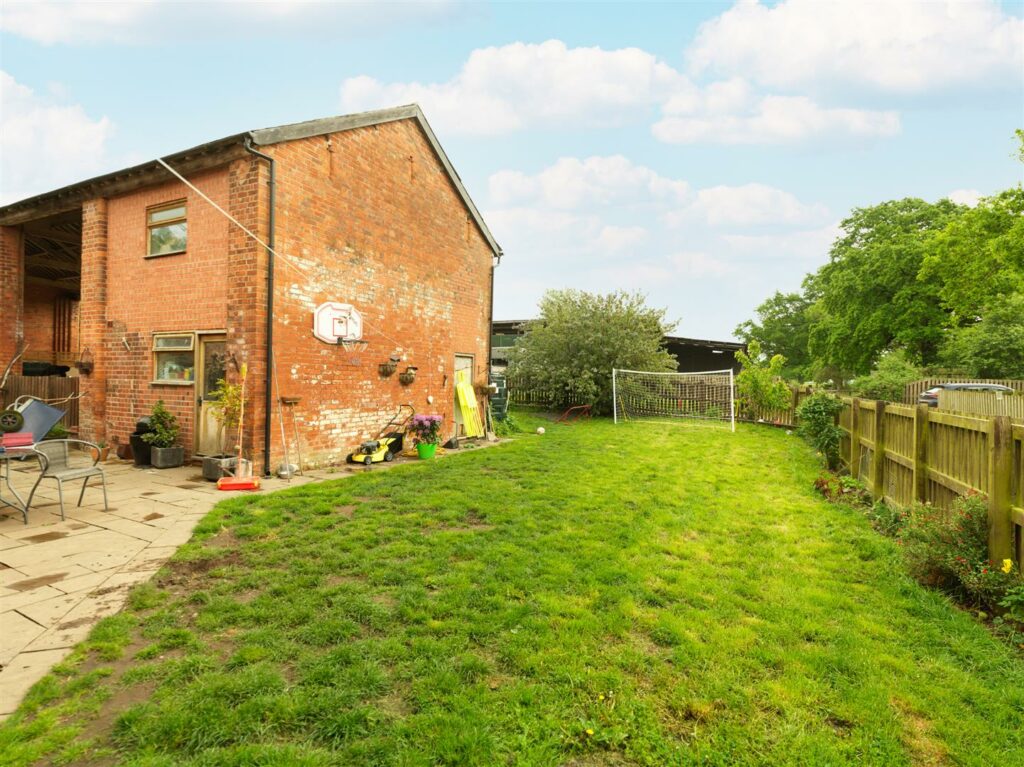 Coole Lane, Austerson, Nantwich, Cheshire Wright Marshall