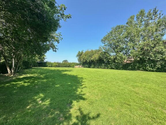 'Yew Tree Farm' Image
