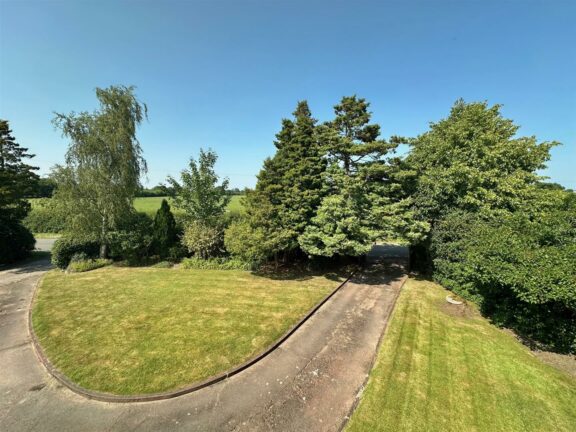 'Yew Tree Farm' Image