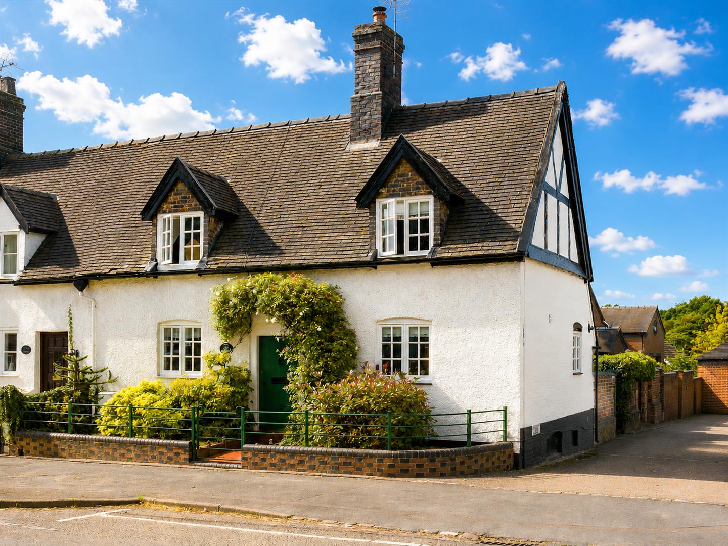 Ivy Cottage Image