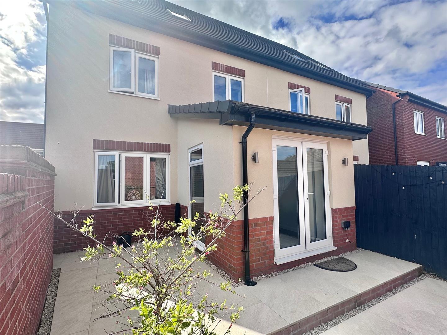 Property Image 32