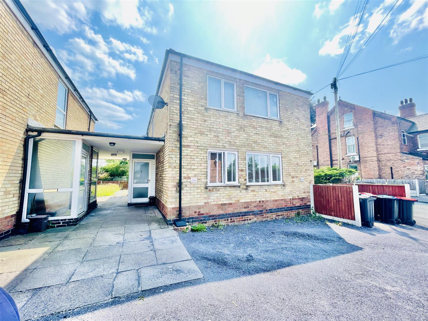 Flat 1, Cobthorn Image