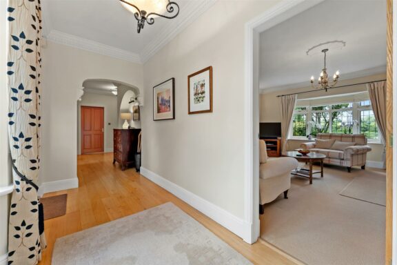 Willowbank, 4 Image