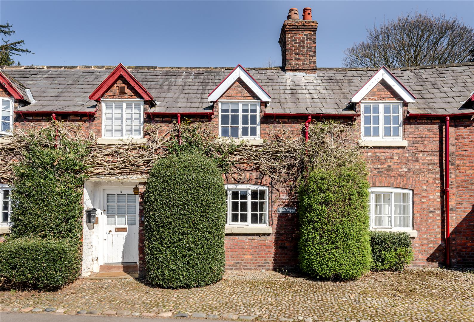 Virginia Cottage Image