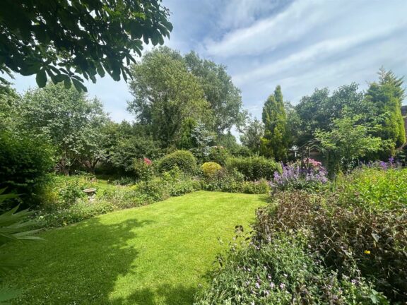 Pear Tree Cottage Image