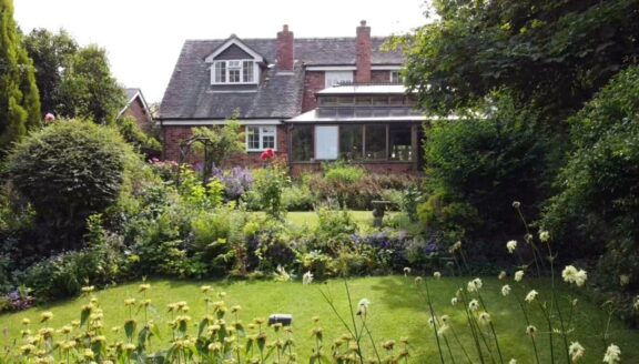 Pear Tree Cottage Image