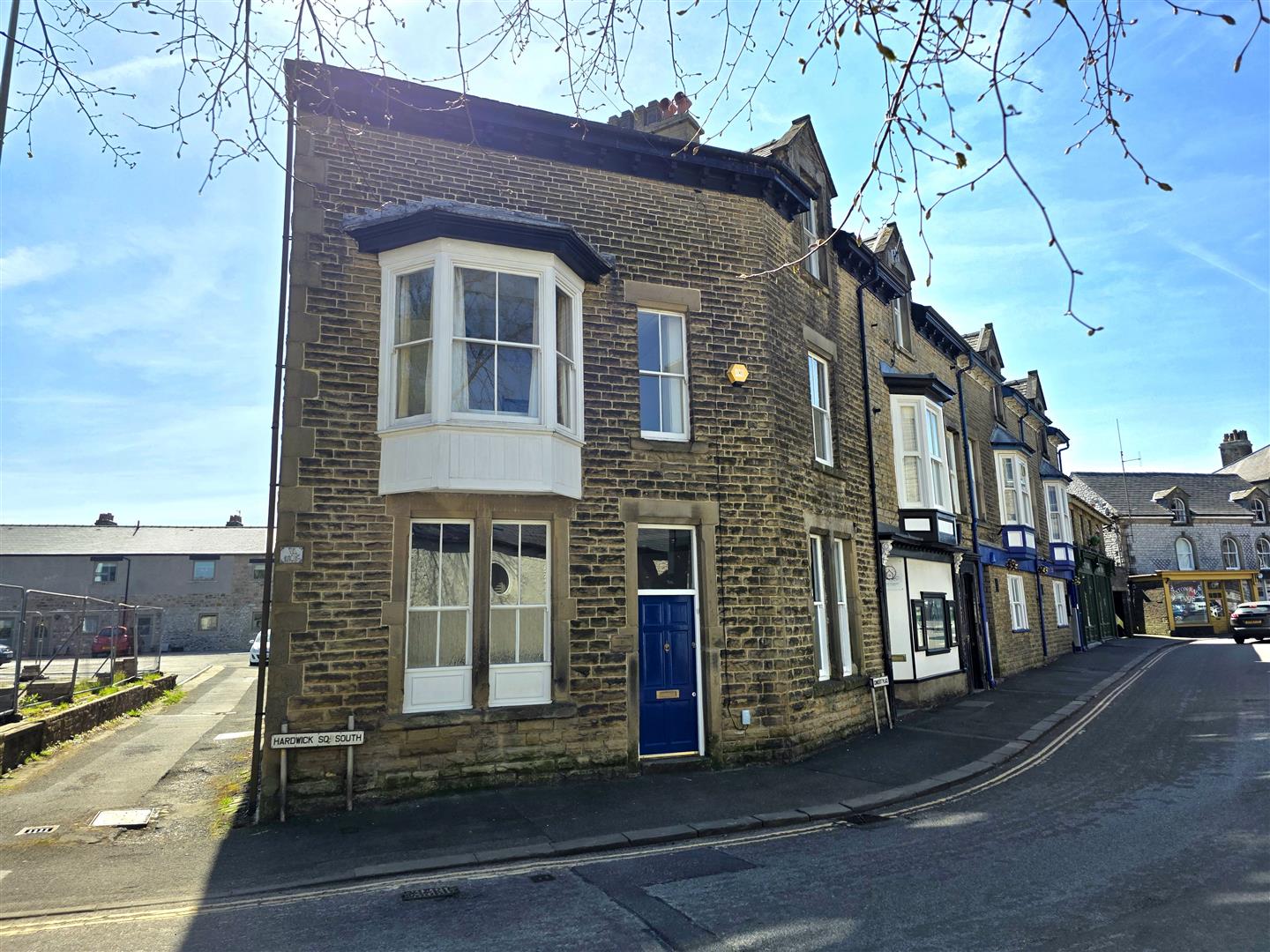 27 Image
